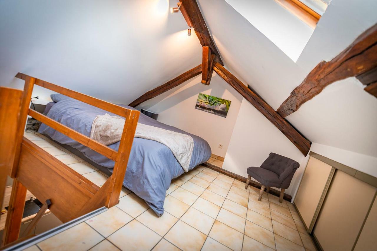 Duplex Dans Centre Ville Troyes Exterior photo